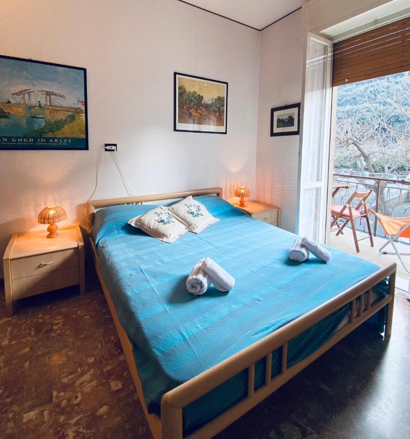 Apartamento Hostdomus - Bilocale Sul Borgo Finale Ligure Exterior foto