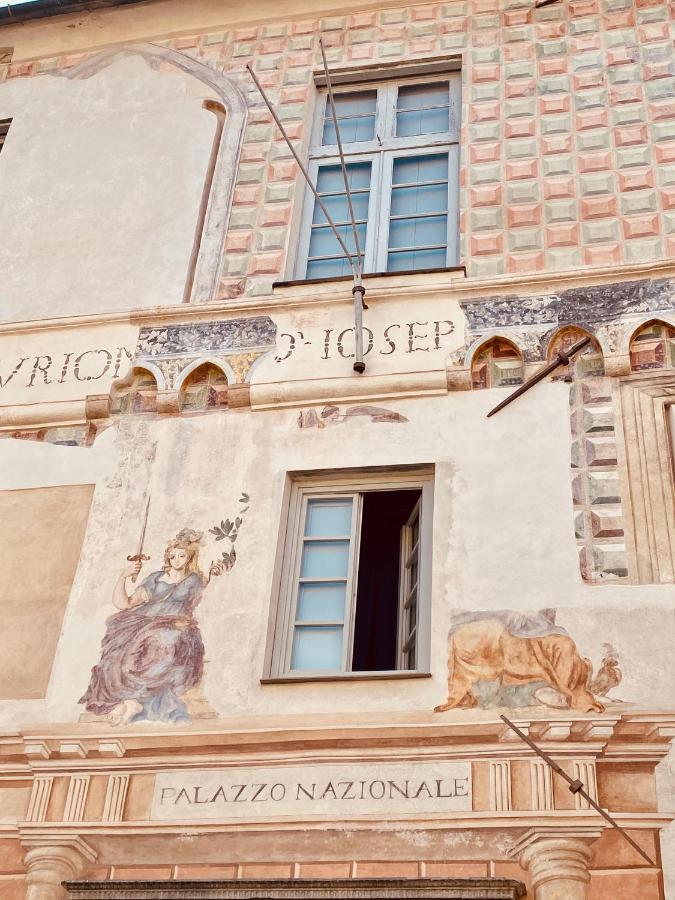 Apartamento Hostdomus - Bilocale Sul Borgo Finale Ligure Exterior foto