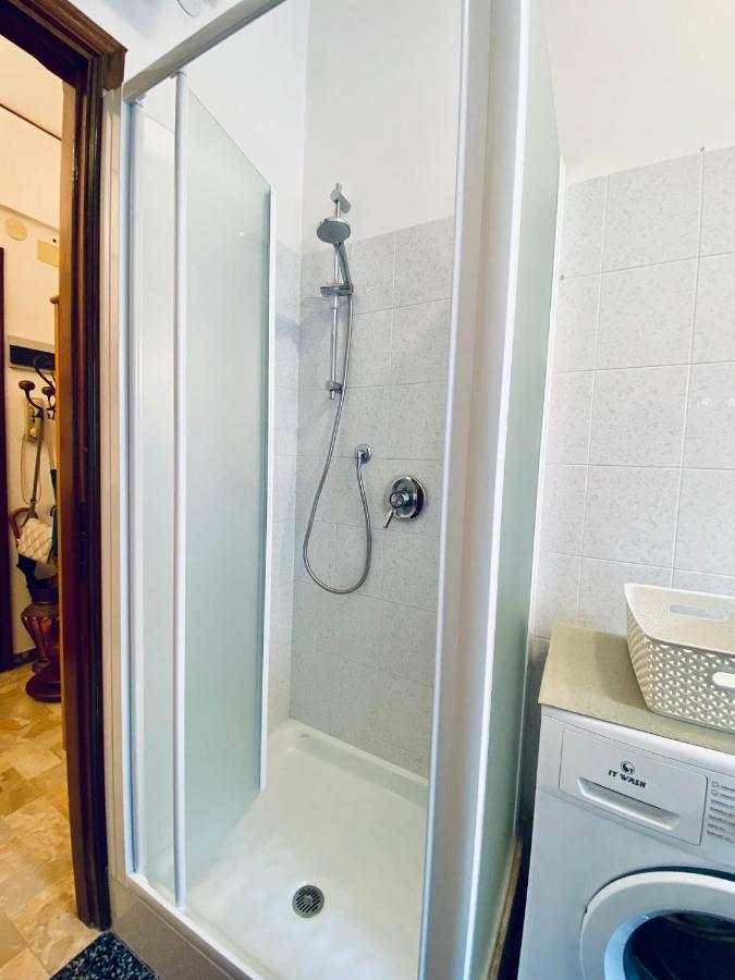 Apartamento Hostdomus - Bilocale Sul Borgo Finale Ligure Exterior foto